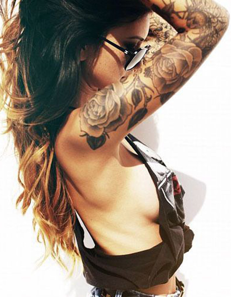 Idée tatouage des roses sur le bras , Les 40 plus beaux tatouages de Pinterest , Elle